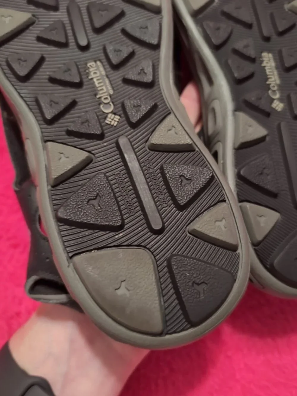 Columbia Sandals Men's Size 6 Techsun Vent Strappy BY4566-010 Black Gray